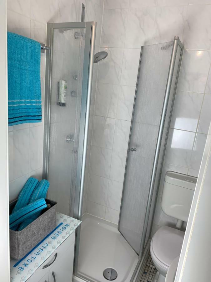 Schoenes Apartment Terrasse 2P. Stadtnah Wuerzburg Wlan Eksteriør bilde